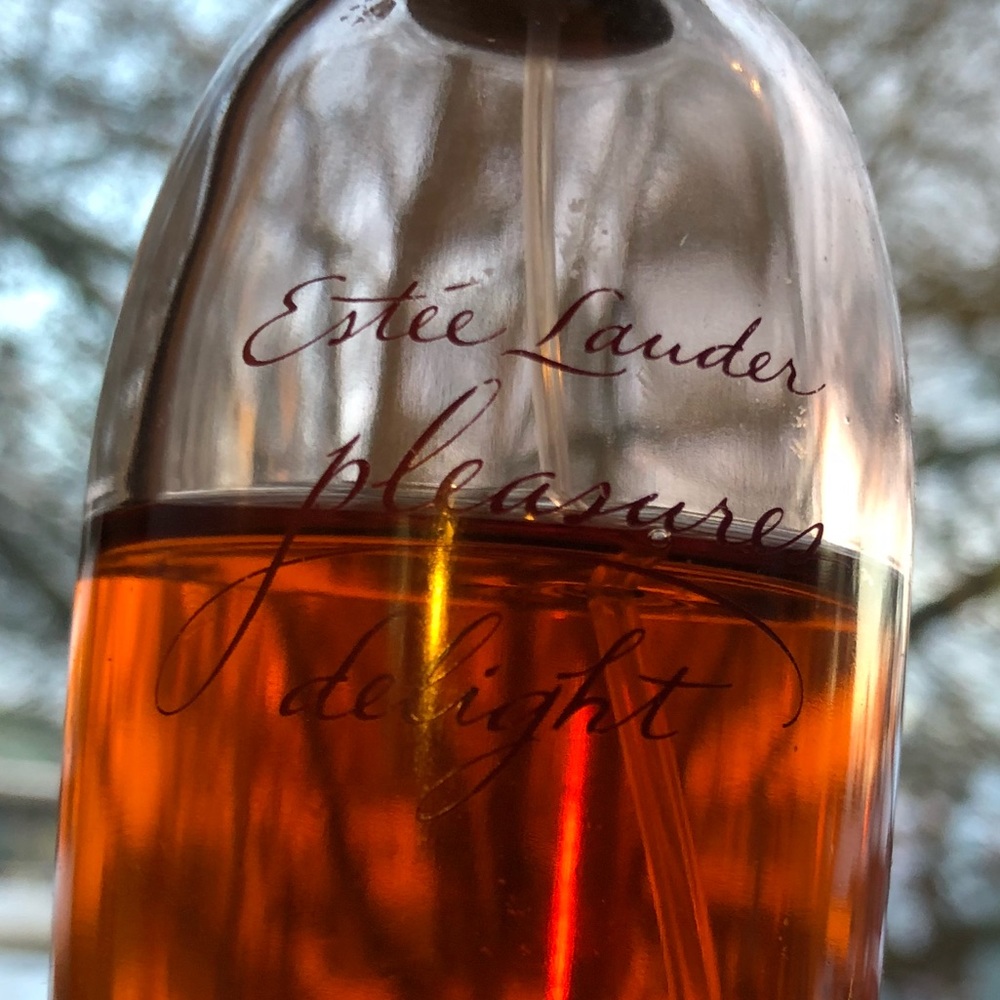 Pleasures Delight by Estée Lauder